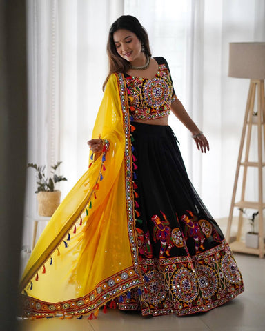 Navratri Special Chaniya Choli