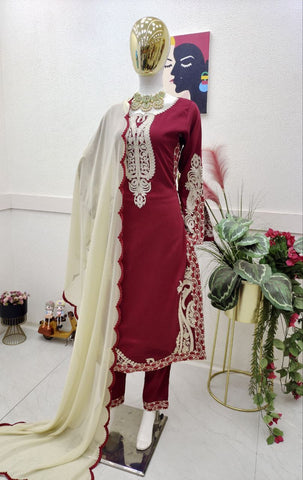 Gorgeous Top Pent Dupatta