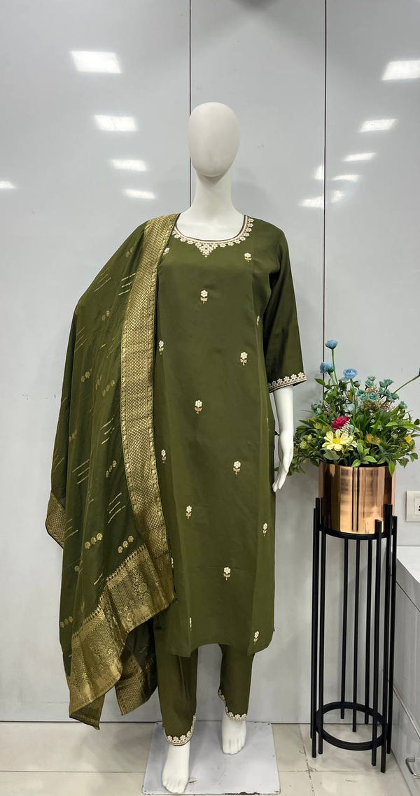 Mehendi Green & Rose Gold Viscose Silk Kurta Set With Jacquard Dupatta