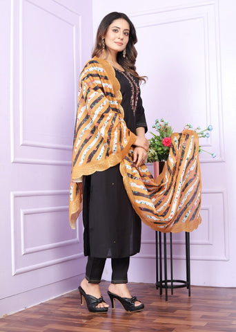 Kurta Set With Dupatta