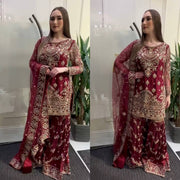 Long Pakistani Suit In Fancy Style