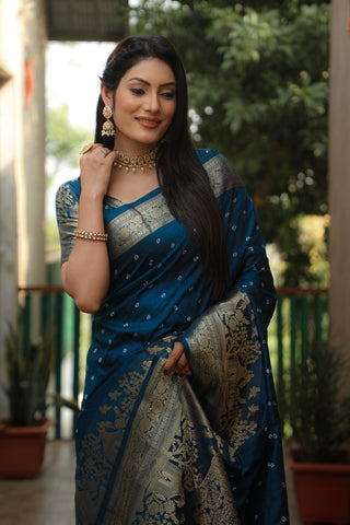 Kanjivaram Border Bandhej Saree