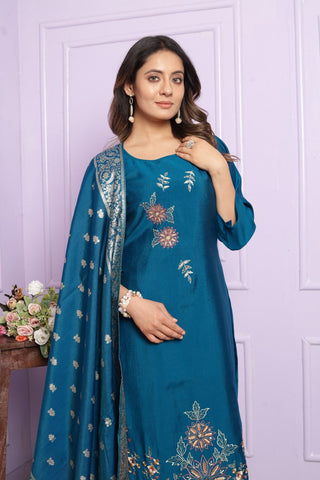 Kurta Set With Dupatta