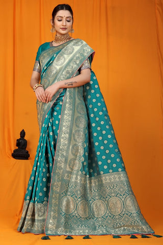 Kanchipuram pure silk Handloom saree with Siroski work