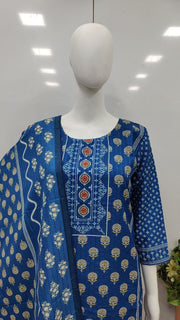 Kurta Set With Dupatta