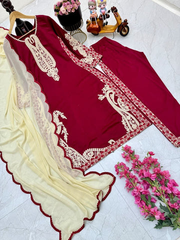 Gorgeous Top Pent Dupatta