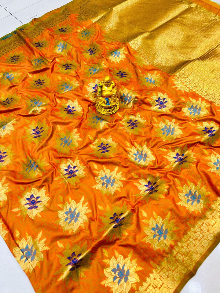 Pure silk handloom saree with Pure Jari emboss - Tiamgee