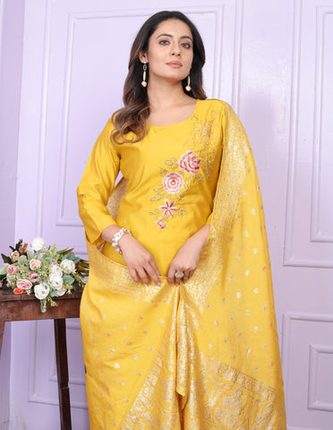 Kurta Set With Dupatta