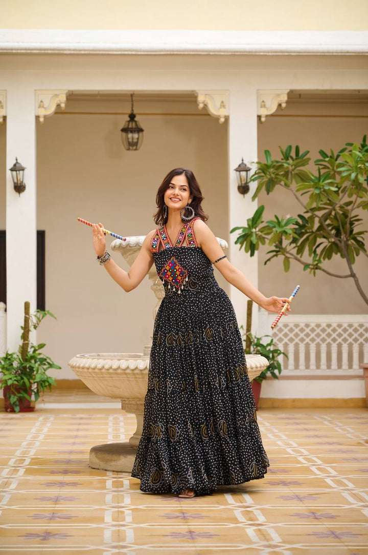 Navratri Special 12 Meter Flare Gamathi Work Bandhani Gown - Tiamgee