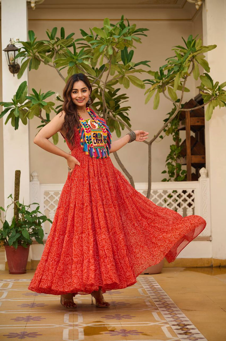 Navratri Special 12-Meter Flare Gamathi Work Gown - Tiamgee
